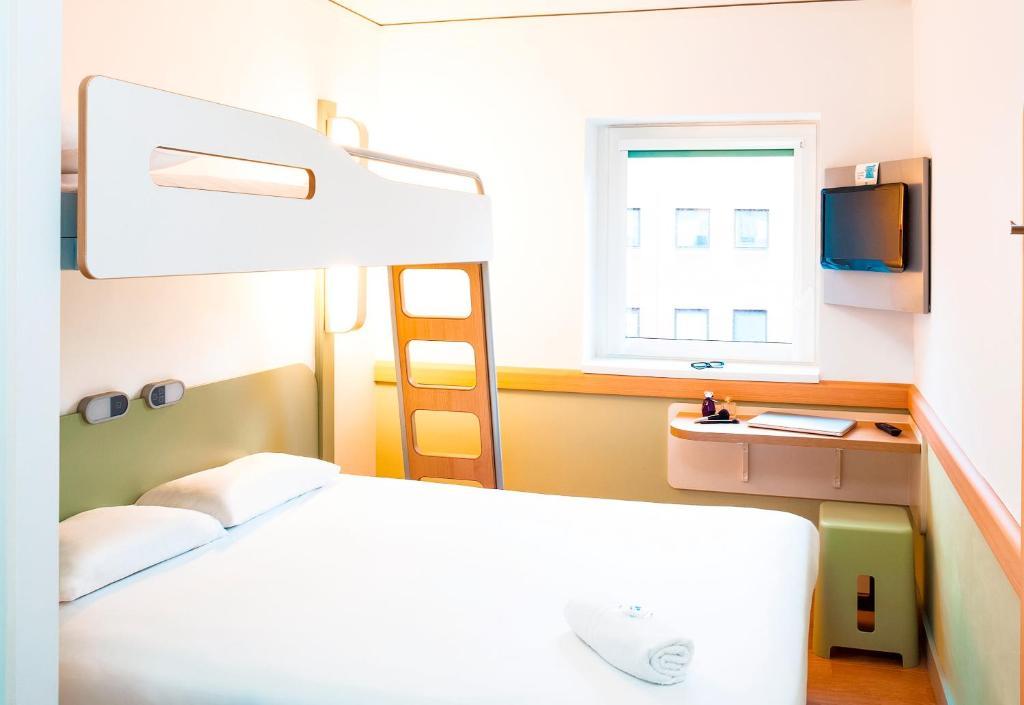 ไอบิส บัดเจ็ต นิวพอร์ต Hotel ห้อง รูปภาพ