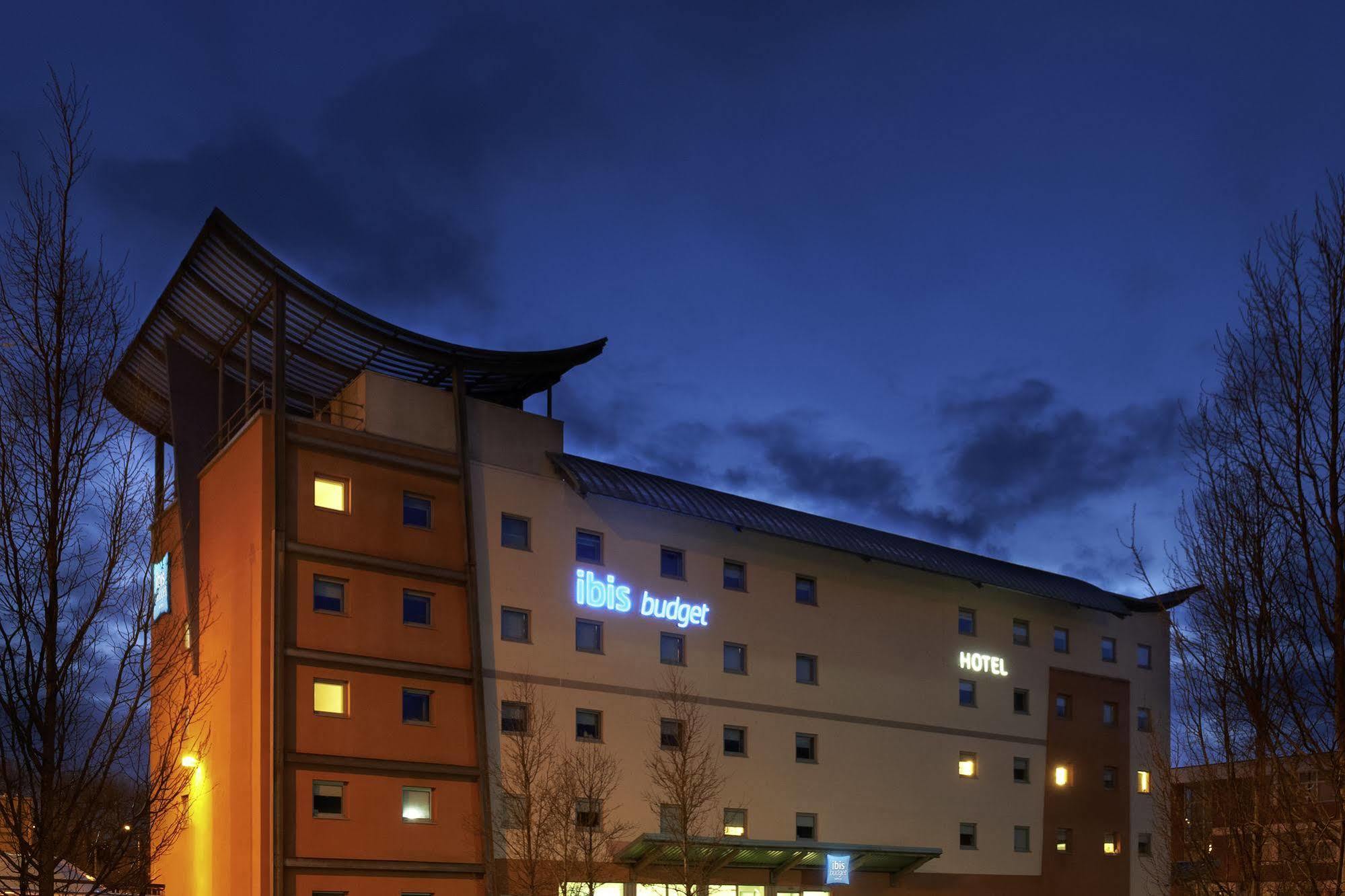 ไอบิส บัดเจ็ต นิวพอร์ต Hotel ภายนอก รูปภาพ