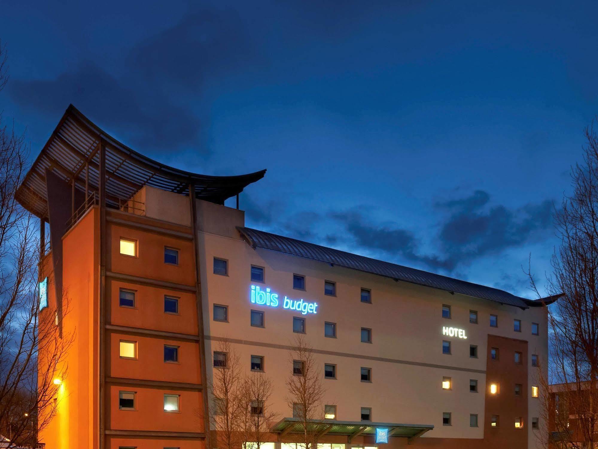ไอบิส บัดเจ็ต นิวพอร์ต Hotel ภายนอก รูปภาพ